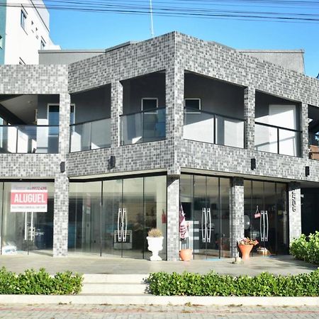 Residencial Melfi 3 Ap.1 Frente Apartment Bombinhas Bagian luar foto